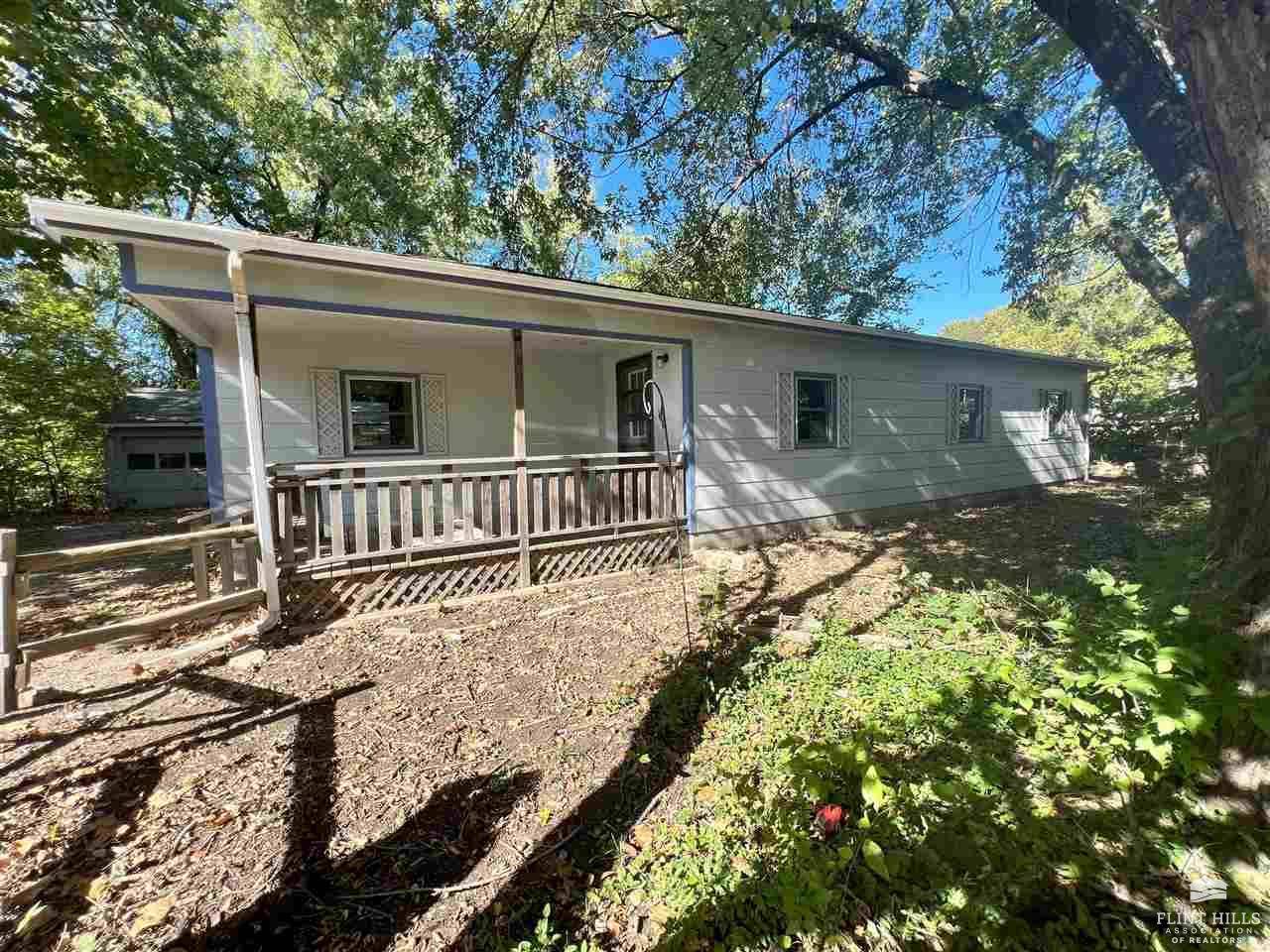 4621 Freeman RD, Manhattan, KS 66503
