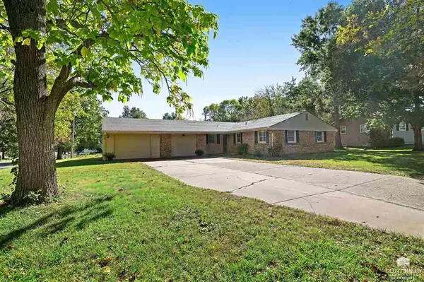 3001 Mary Kendall CT, Manhattan, KS 66502