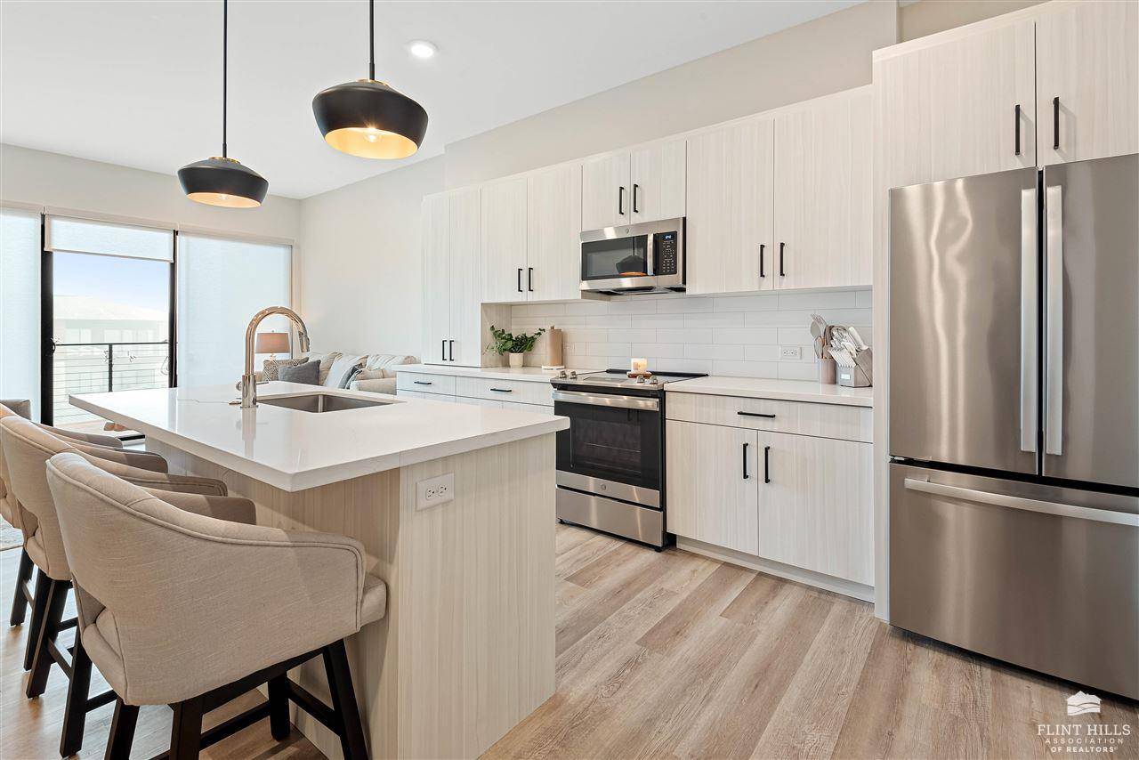 Manhattan, KS 66503,3010 Fieldhouse Circle CIR ##206 A