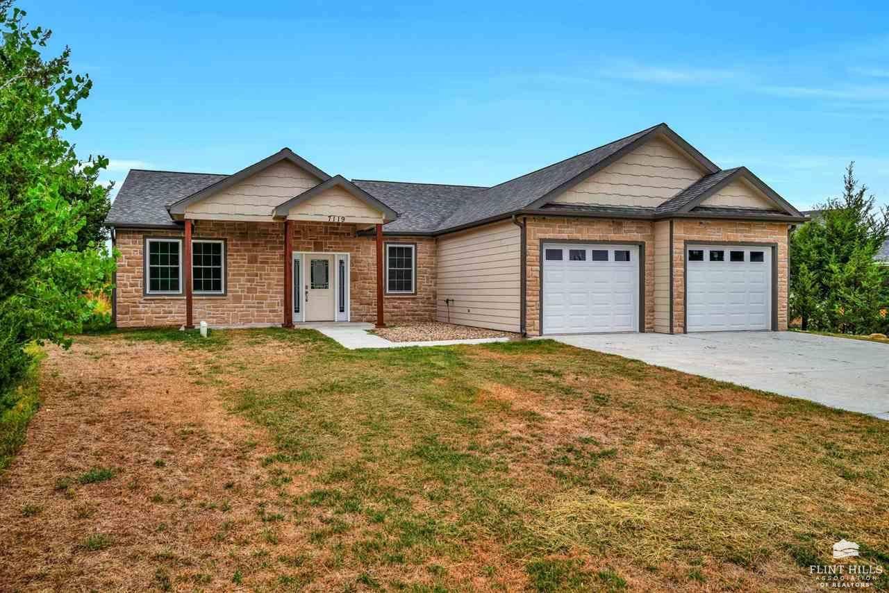 7119 Laurel DR, Junction City, KS 66441