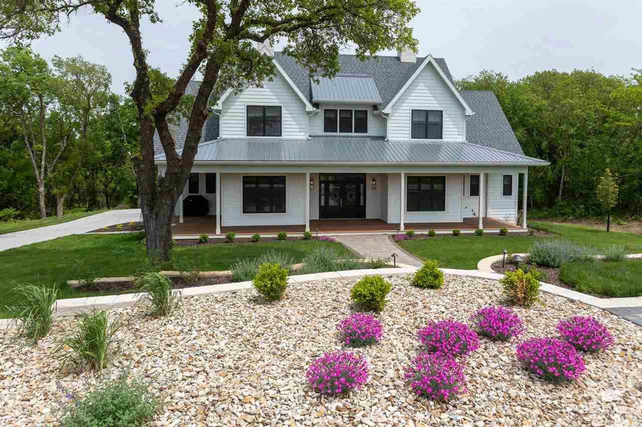 4119 Firethorn PT, Wamego, KS 66547