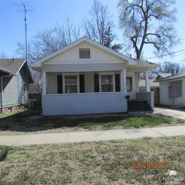 Salina, KS 67401,125 W Bond ST