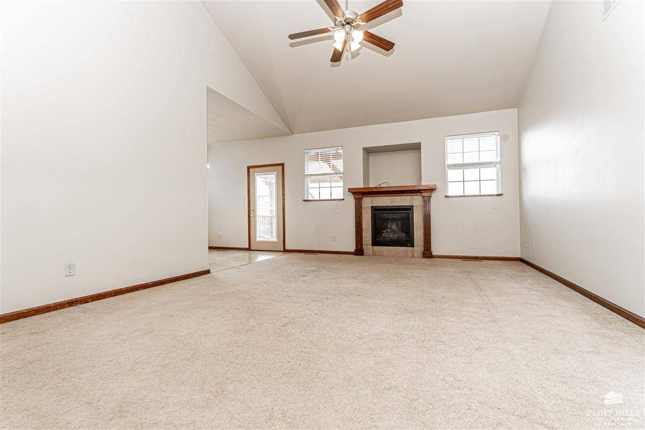 Junction City, KS 66441,1811 Nicole LN