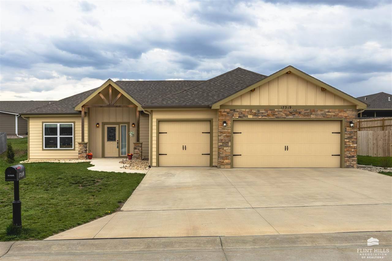 Wamego, KS 66547,17319 Driftwood Bend