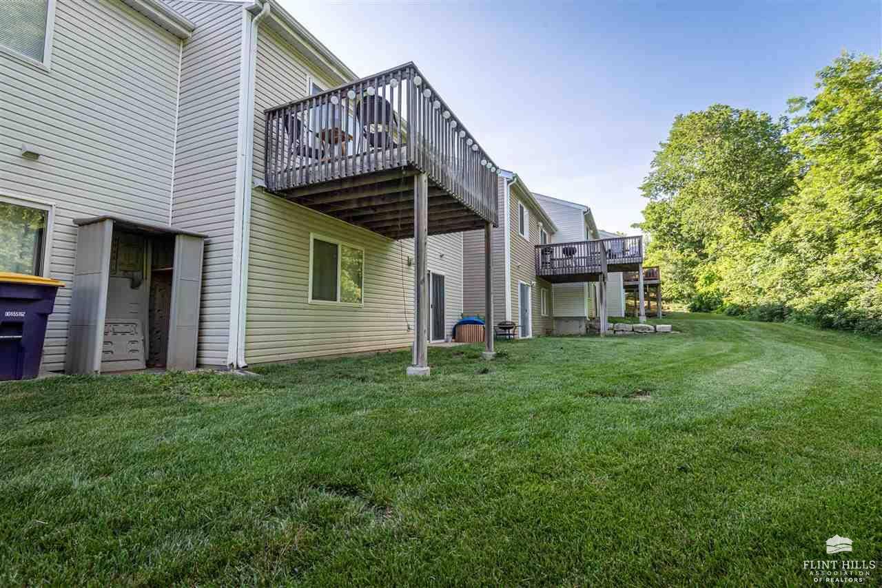 Manhattan, KS 66503,1204 Sundance DR