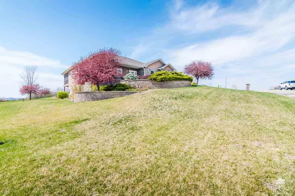 3550 Everett DR, Manhattan, KS 66503