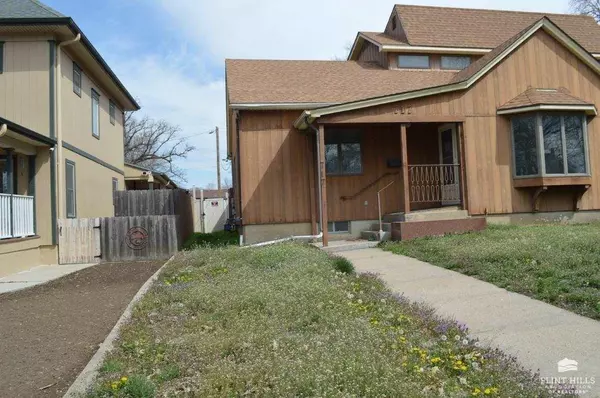 Clay Center, KS 67432,717 Clarke ST
