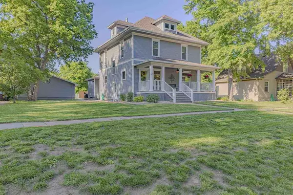 Clay Center, KS 67432,517 Frederick ST