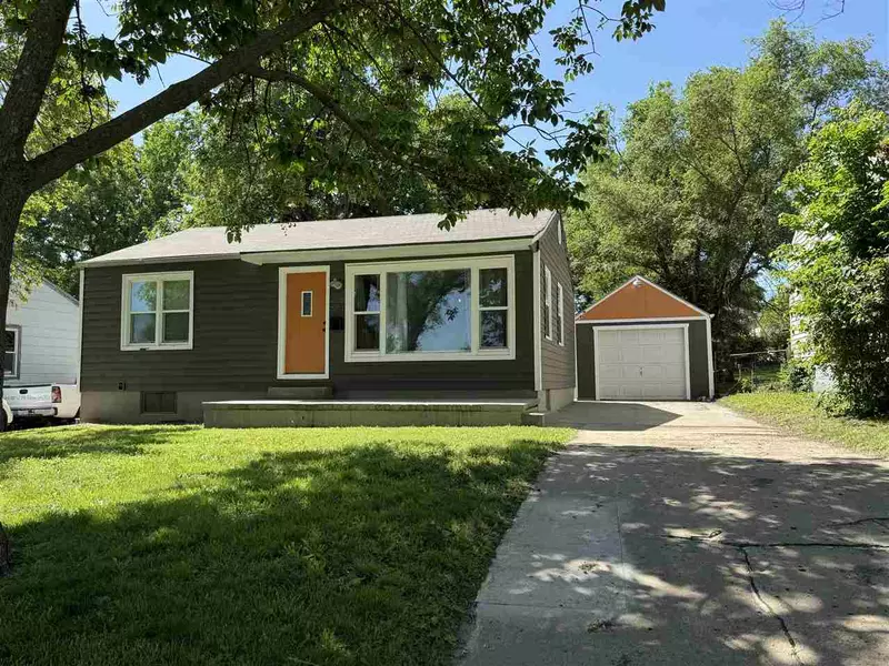 623 W Elm, Junction City, KS 66441