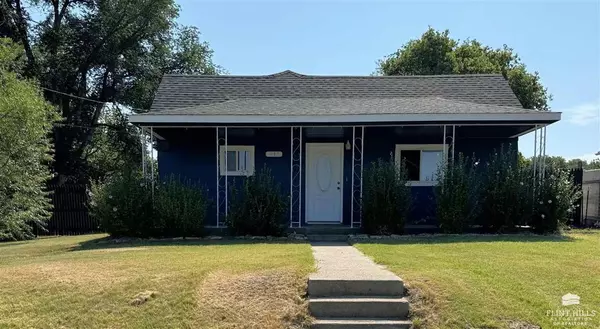 Jamestown, KS 66948,411 Chestnut