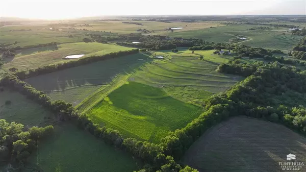 Burlingame, KS 66413,9421 W 133rd ST