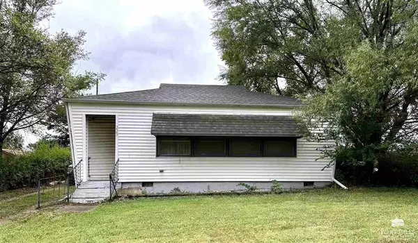 Council Grove, KS 66846,223 Sunset DR