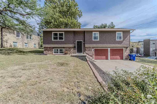 Junction City, KS 66441,909 Dreiling RD