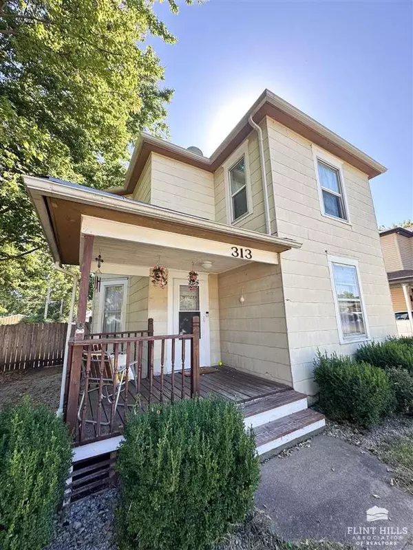 313 W 2nd, Junction City, KS 66441