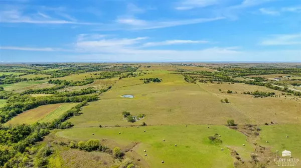 Eskridge, KS 66423,24701 North Branch Rd