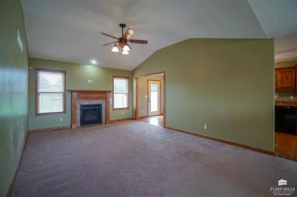 Junction City, KS 66441,1834 Katie Rose TRL