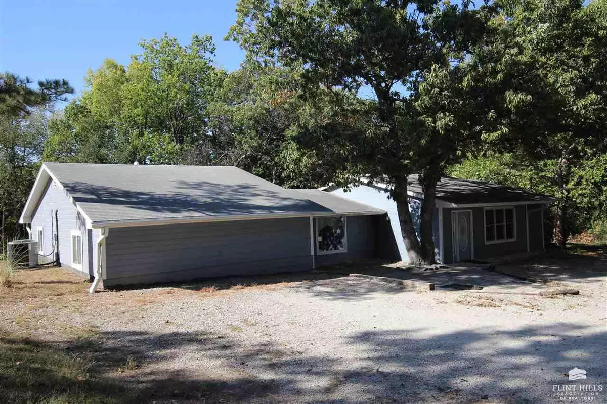 St. George, KS 66535,3910 Hodges