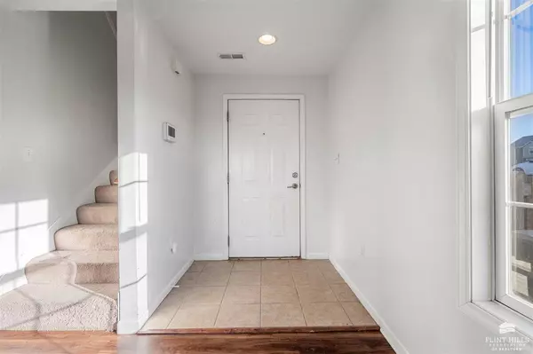 Junction City, KS 66441,2809 Elm Creek DR