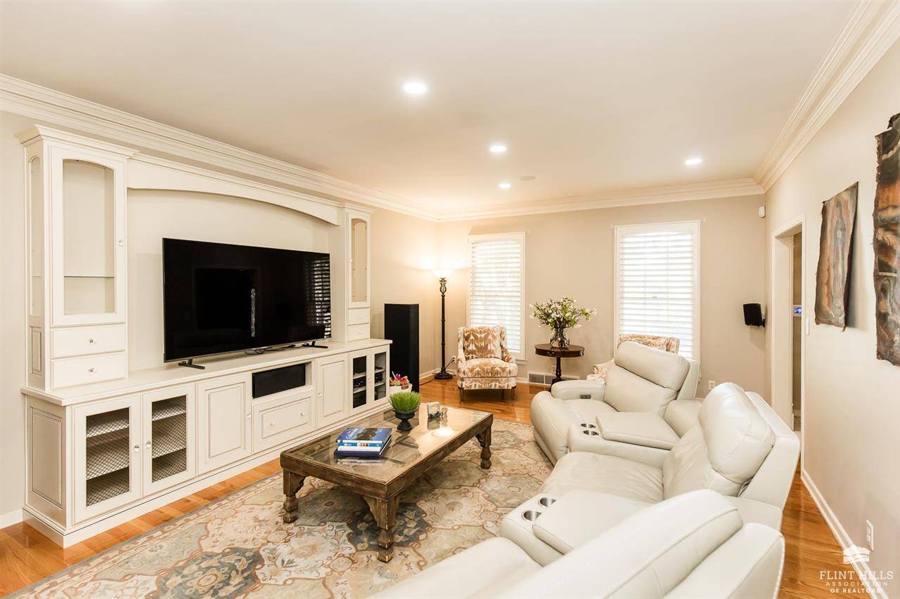 Junction City, KS 66441,819 W Crestview DR