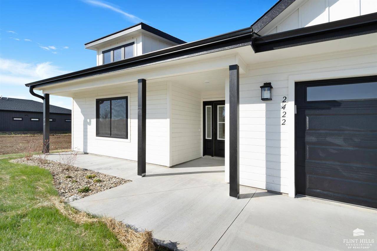 Junction City, KS 66441,2422 Harrier DR