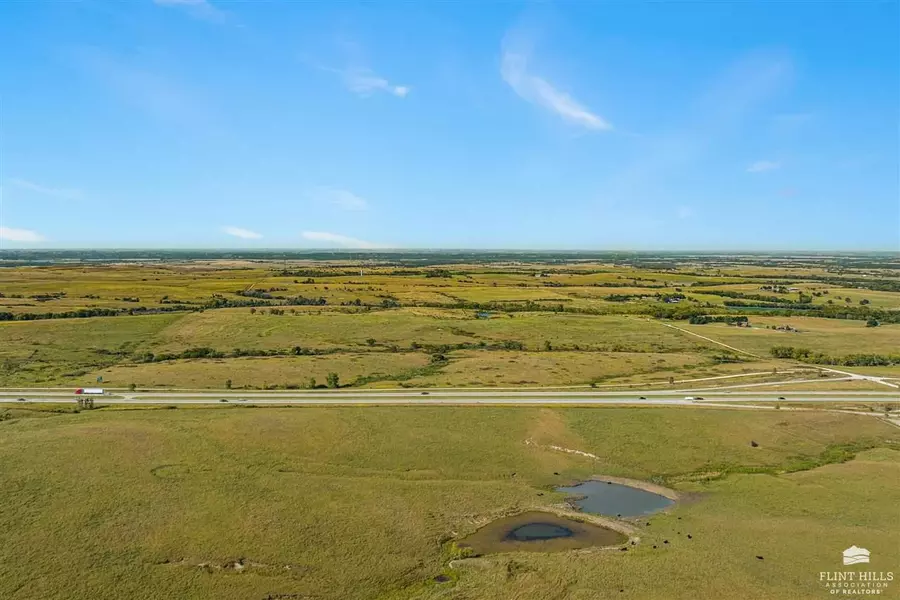 00000 Tallgrass Road, Alma, KS 66401