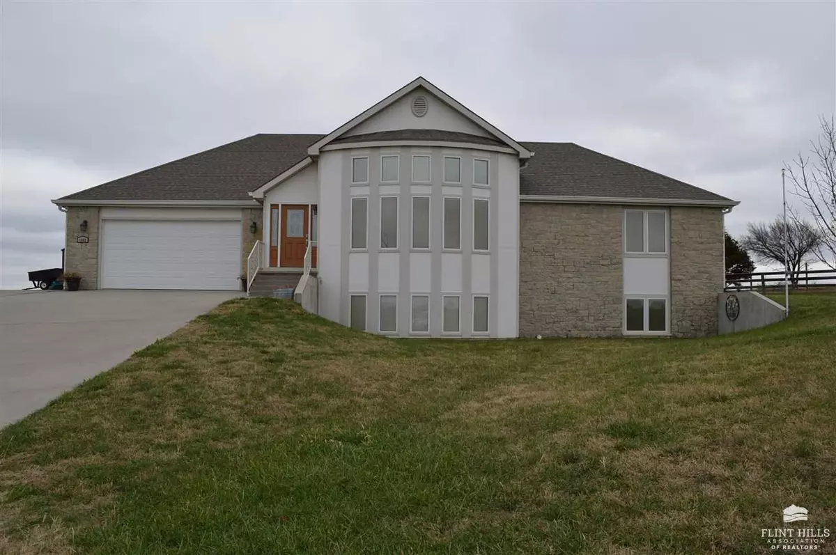 Herington, KS 67449,1462 Gehrke CT