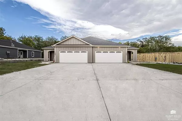 Junction City, KS 66441,1829 Kenneth DR