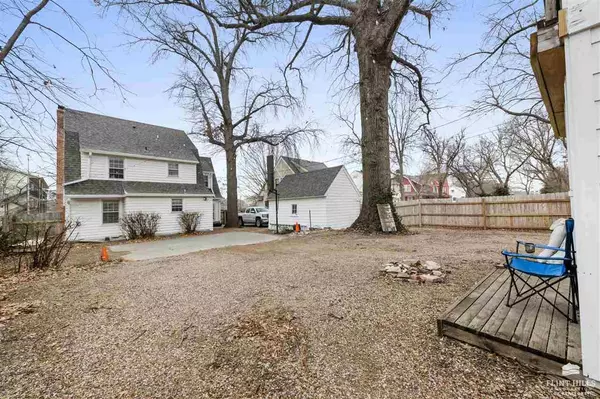 Manhattan, KS 66502,1837 Anderson AVE