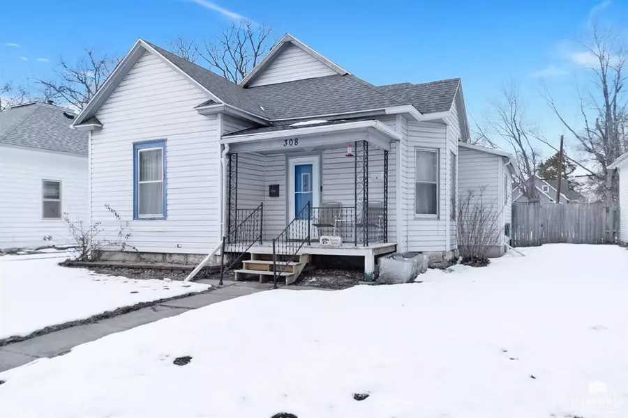 308 W 10th ST, Junction City, KS 66441
