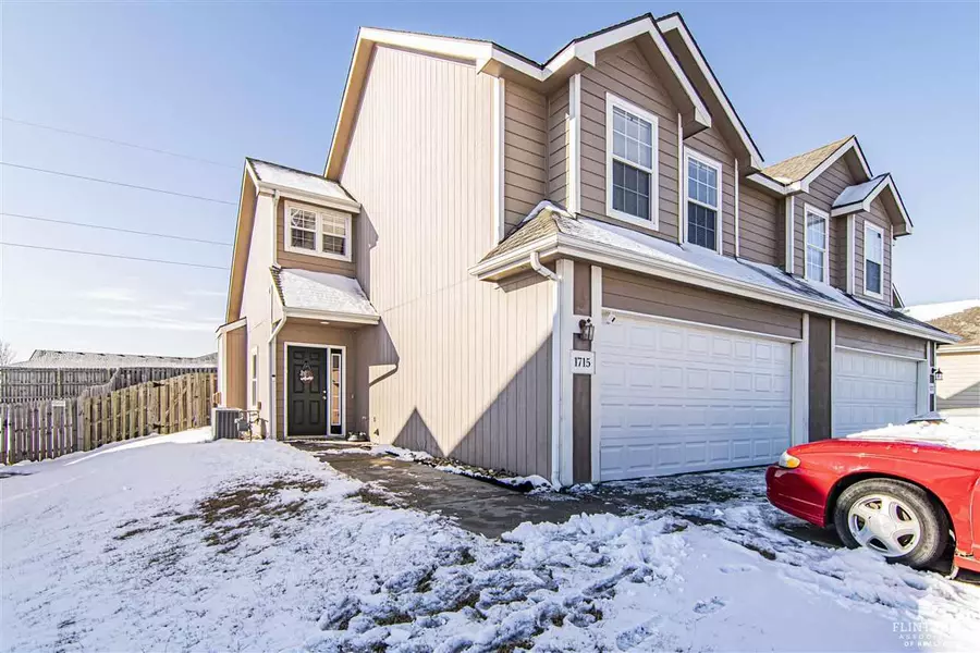 1715 Lydia LN, Junction City, KS 66441