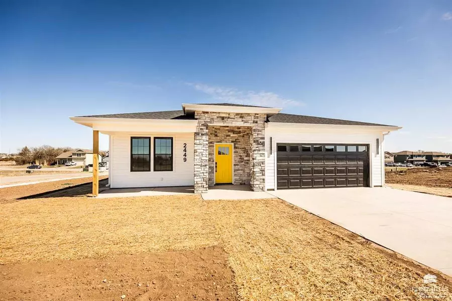 2449 Harrier DR, Junction City, KS 66441