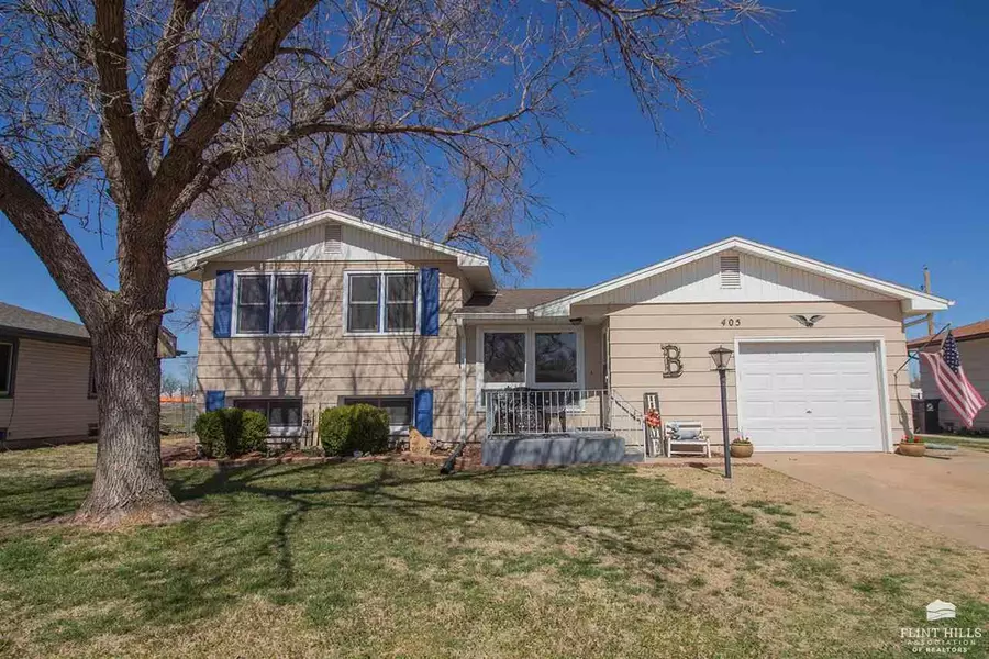 405 Hart Ave., Salina, KS 67401
