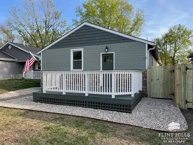 209 E 14 ST, Junction City, KS 66441