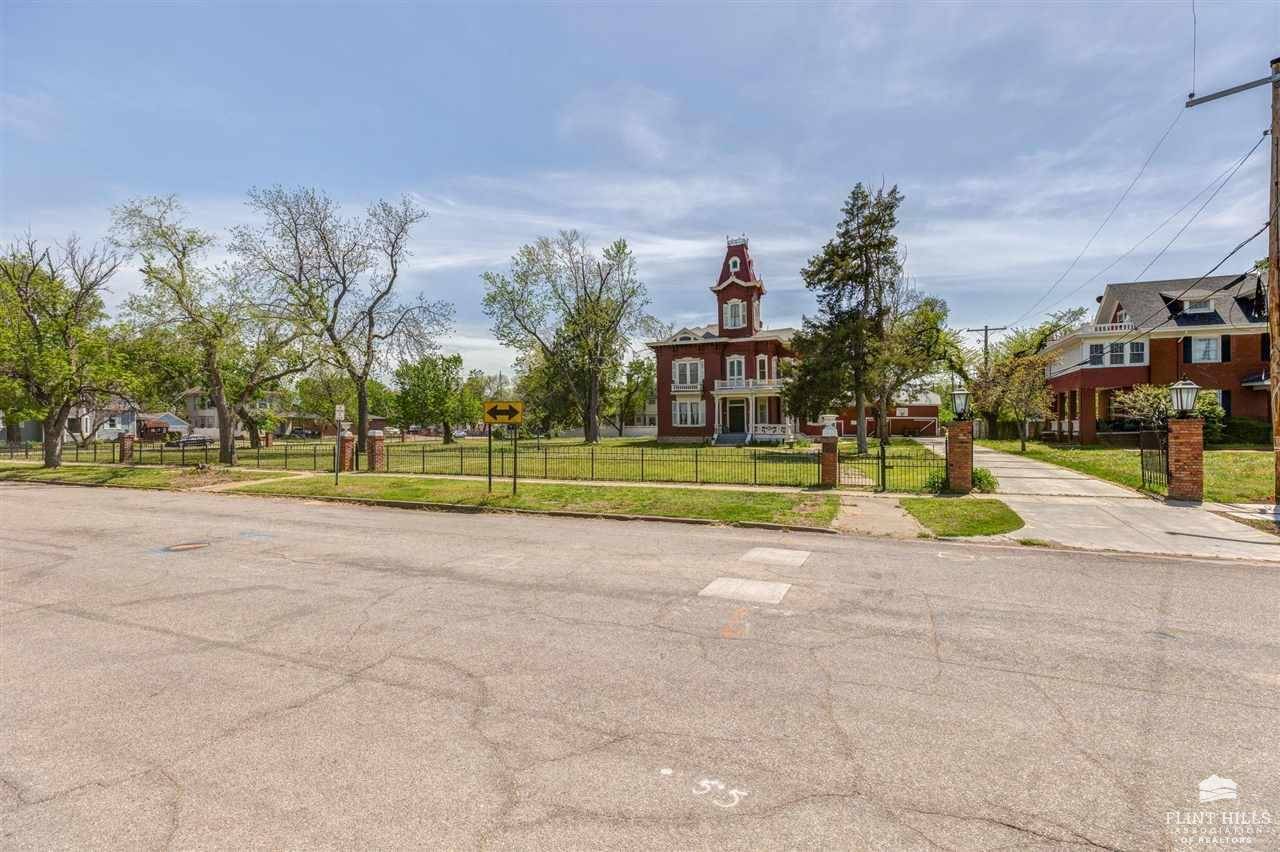 Salina, KS 67401,211 W Prescott AVE