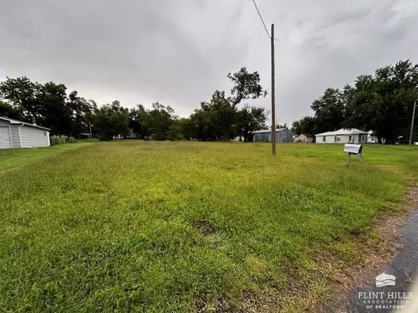 Blue Rapids, KS 66411,104 N Main ST #106 N. Main Street