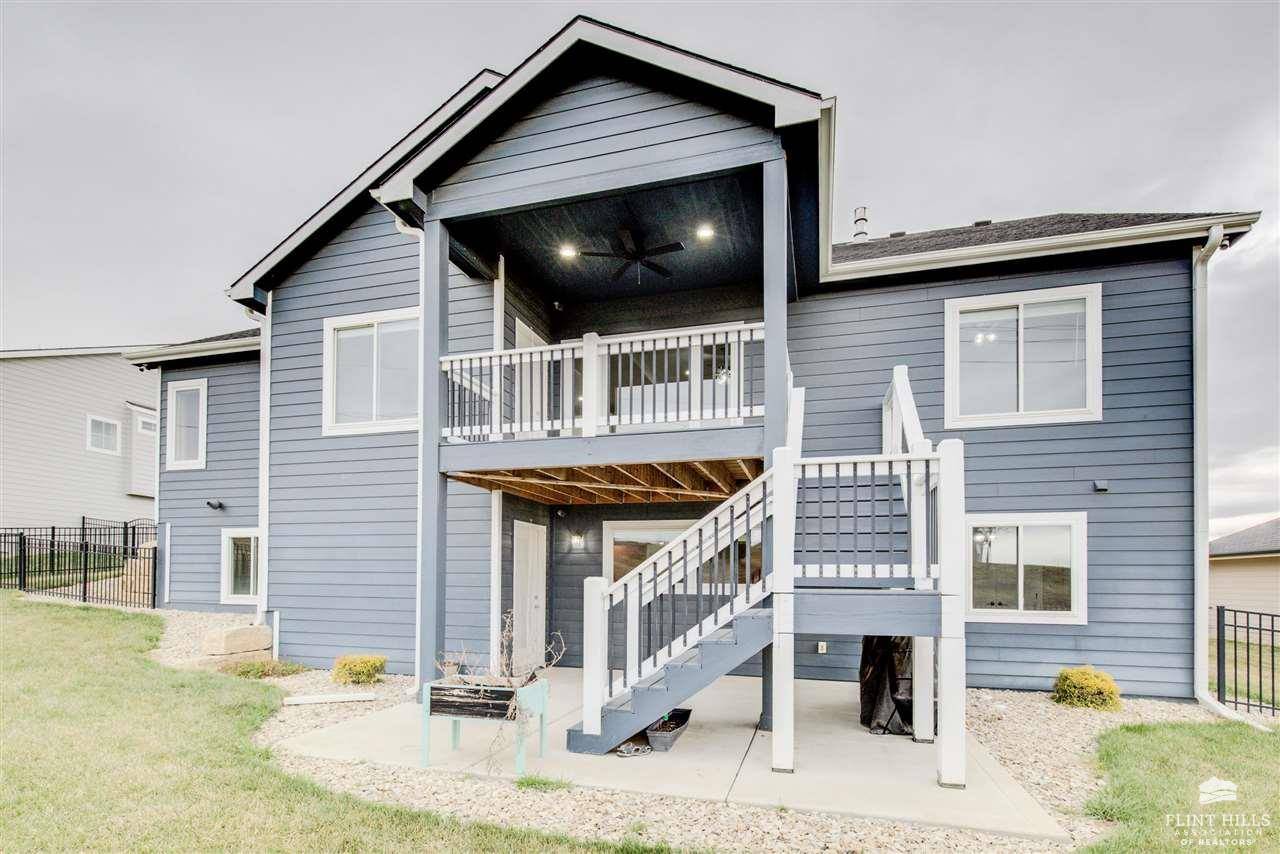 Manhattan, KS 66502,8828 Moonbug LN