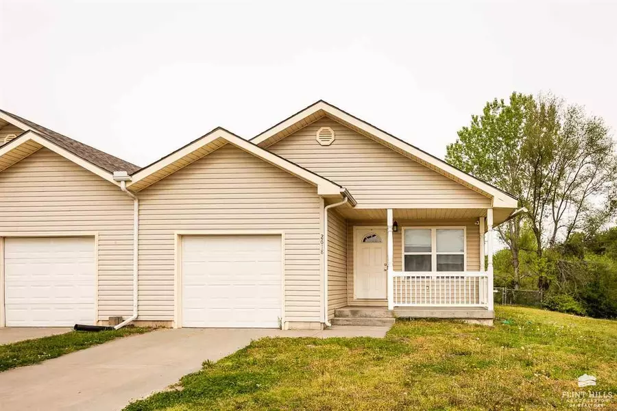 2618 Deerfield BLVD, Junction City, KS 66441