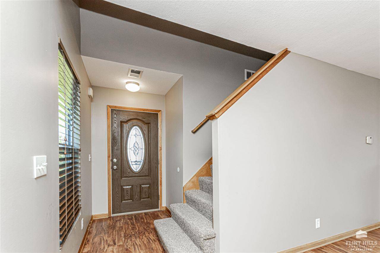 Junction City, KS 66441,912 Kramer CT