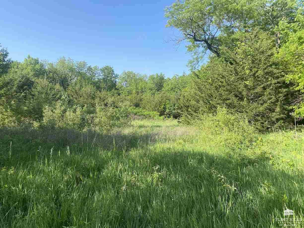 Wakarusa, KS 66546,000 SE California