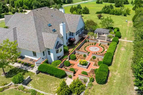 Abilene, KS 67410,2448 Haven DR