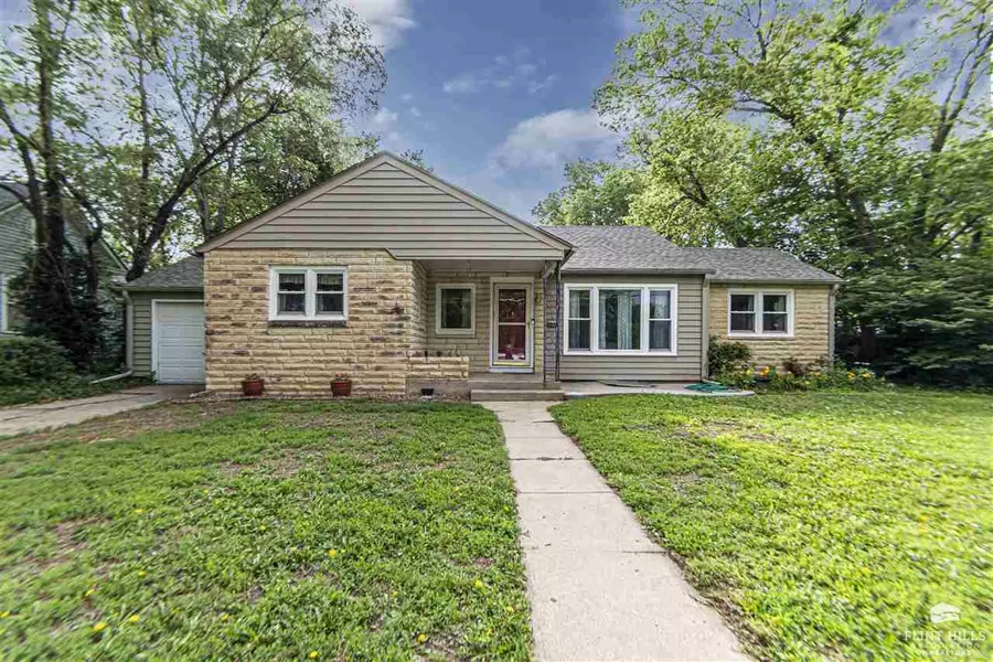 1107 N Olive, Abilene, KS 67410