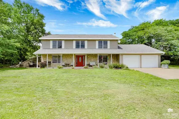 9335 Mt. Zion RD, Manhattan, KS 66502