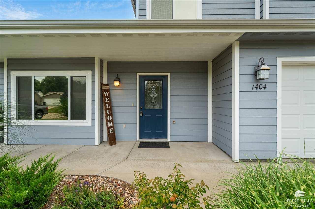 Wamego, KS 66547,1404 Poplar Street