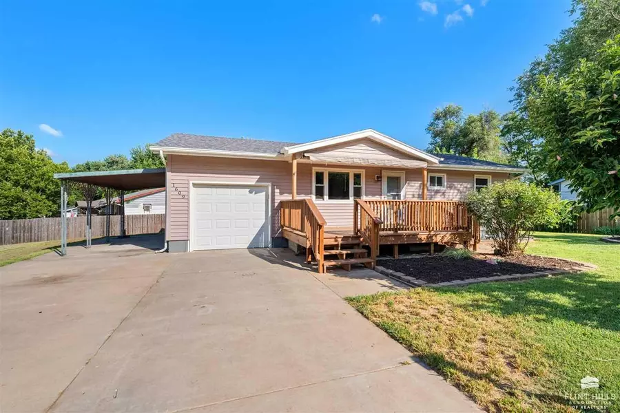 1609 Bel Air DR, Junction City, KS 66441