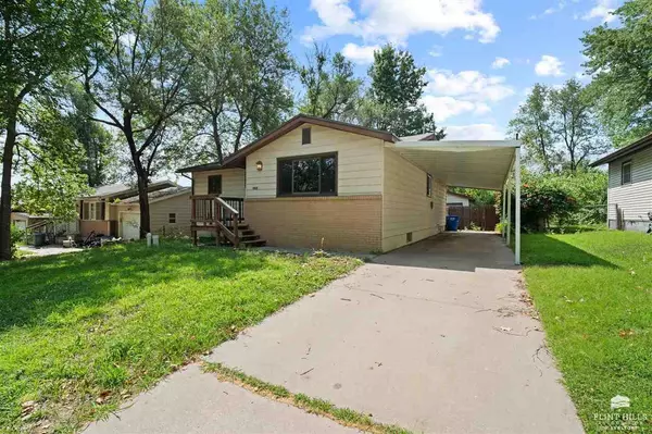 Junction City, KS 66441,1405 W 17th ST