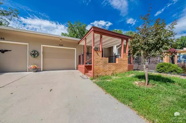 Manhattan, KS 66502,1644 Woodcrest DR