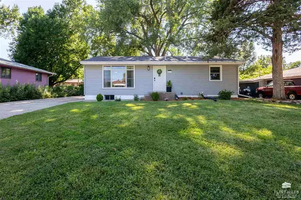 Manhattan, KS 66502,2517 Brockman St
