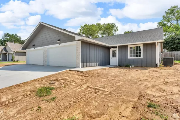 St. George, KS 66535,516 Shady Oak DR