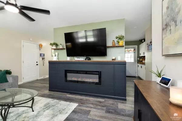 Junction City, KS 66441,1300 Highland DR