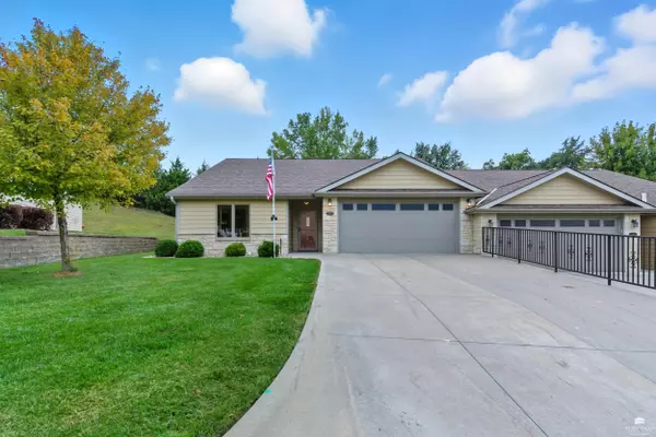 941 Newfoundland, Manhattan, KS 66503